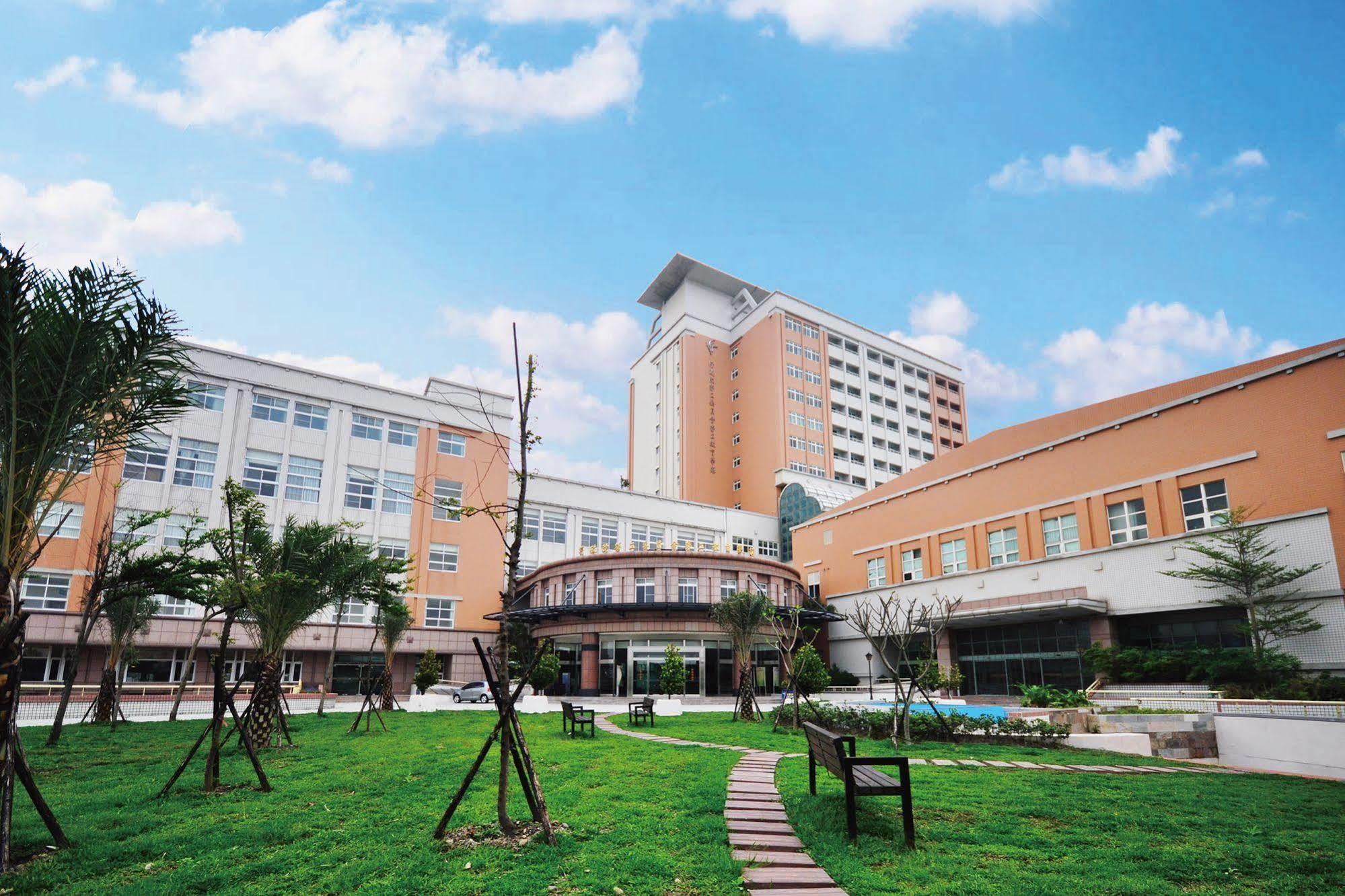 Uni-Resort Lukang Exterior foto
